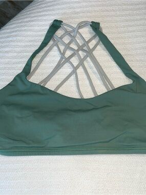 lululemon athletica Strappy Back Sports Bra - Teal Green with Light Gray Straps